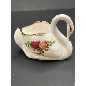 Royal Albert-Old Country Roses Bone China Swan Trinket Dish  2.5 H" × 3 W.  EUC